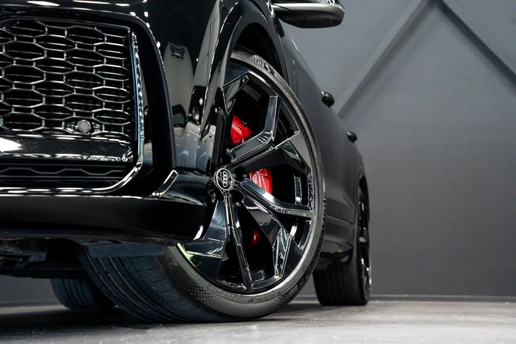 Audi RSQ8 – foto 12