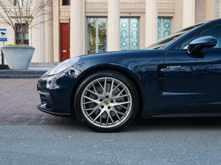 Porsche Panamera – thumbnail 4