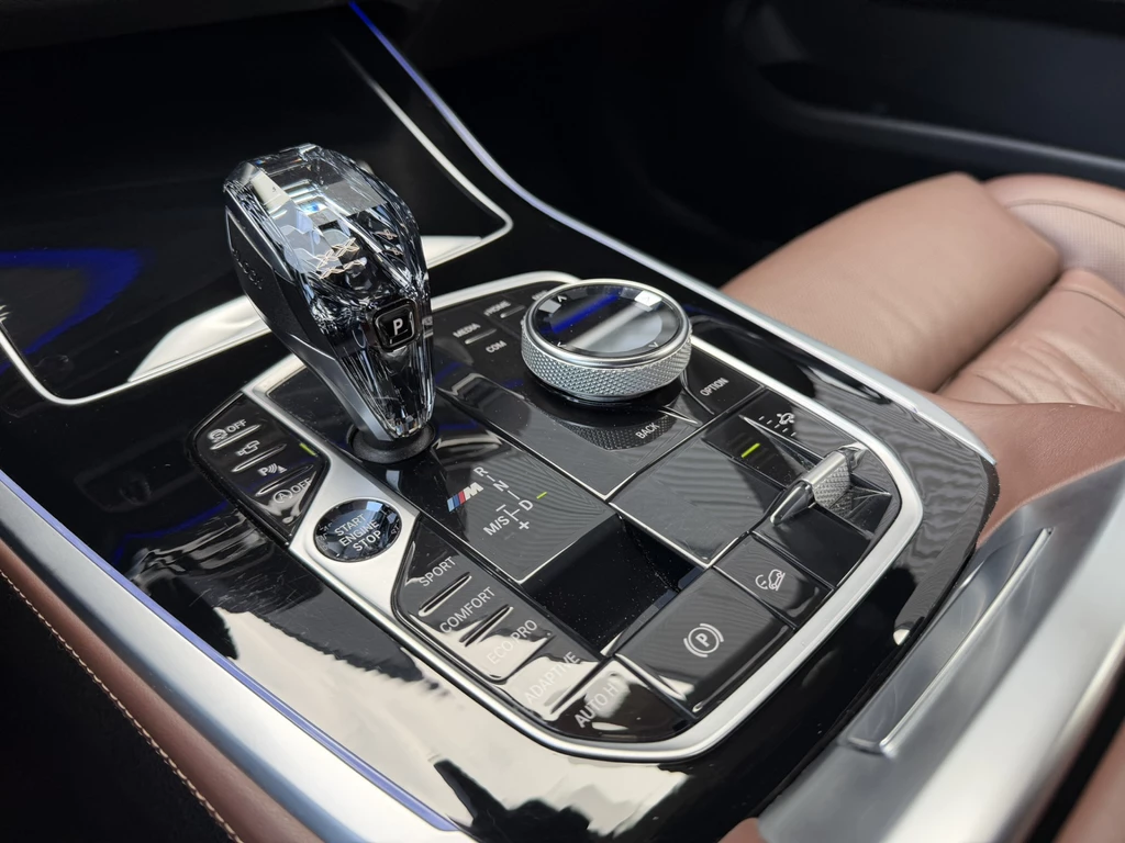 BMW X7 – foto 16