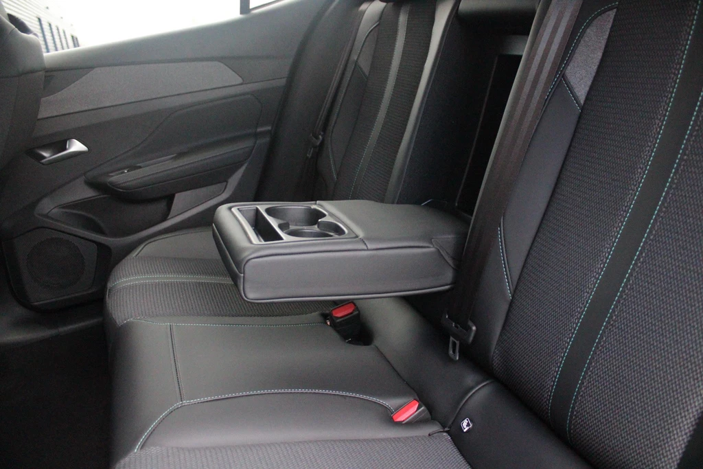 Peugeot 408 – foto 28