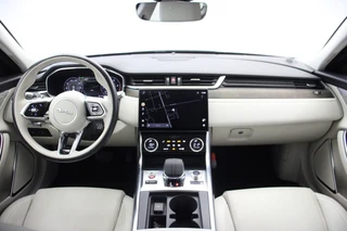 Jaguar XF – thumbnail 11