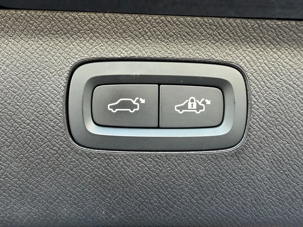 Volvo XC90 – foto 23