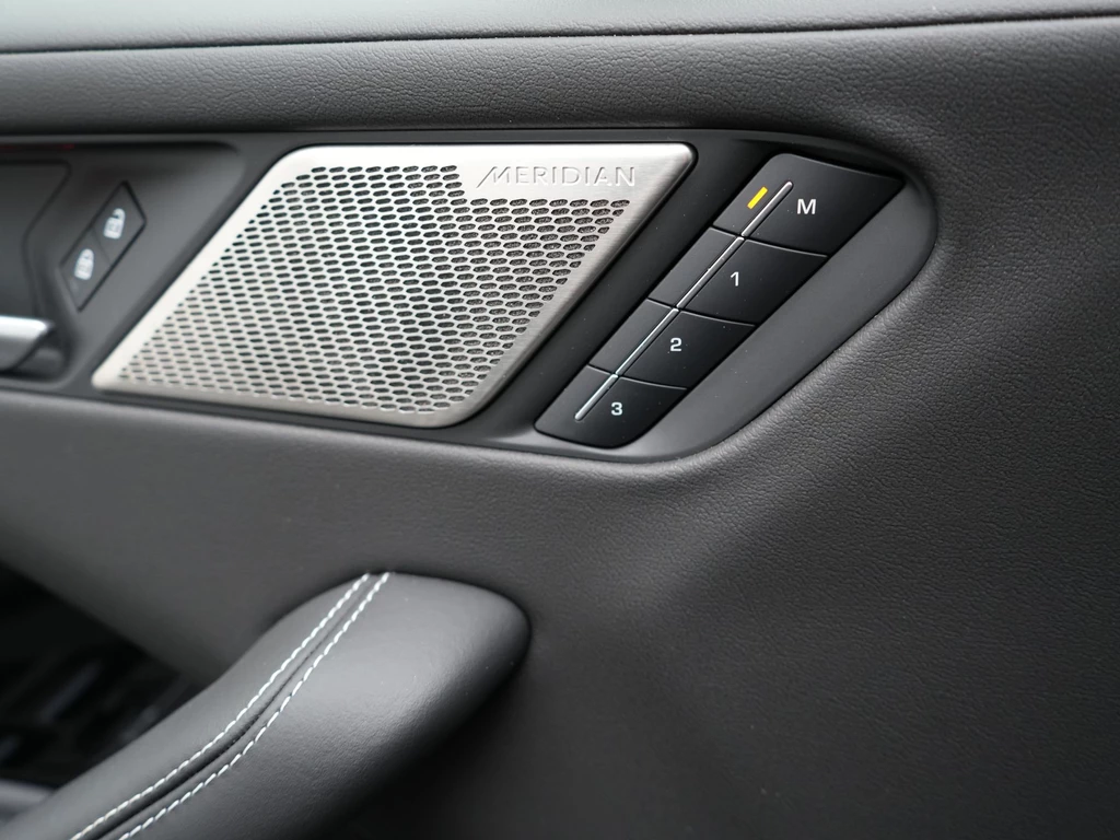 Jaguar I-PACE – foto 22