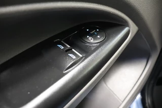 Ford Transit Connect – thumbnail 24