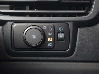 Ford Transit Custom – thumbnail 21