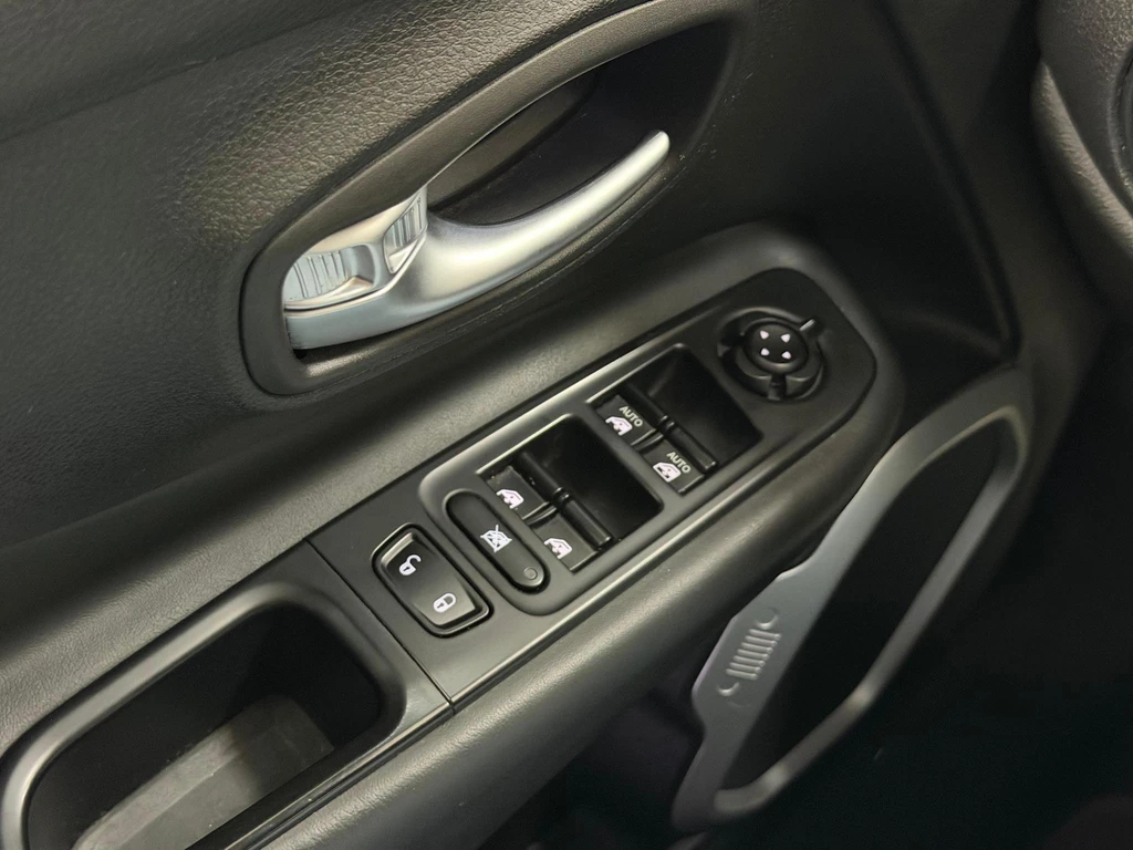 Jeep Renegade – foto 37
