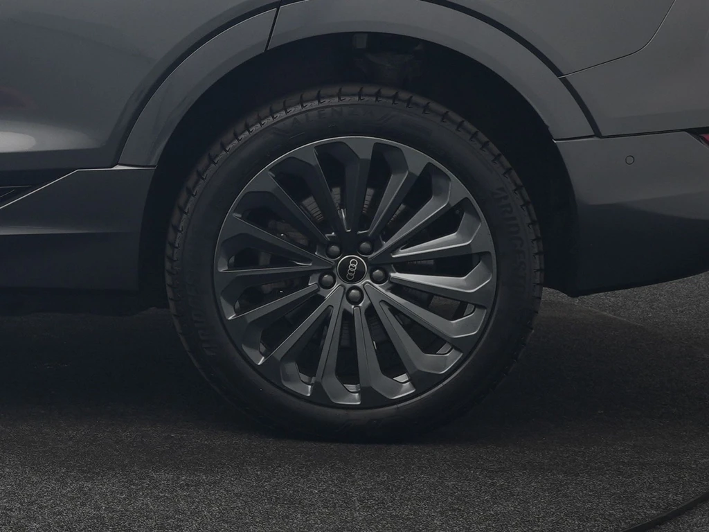 Audi Q8 e-tron – foto 55