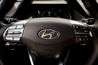 Hyundai IONIQ – thumbnail 31