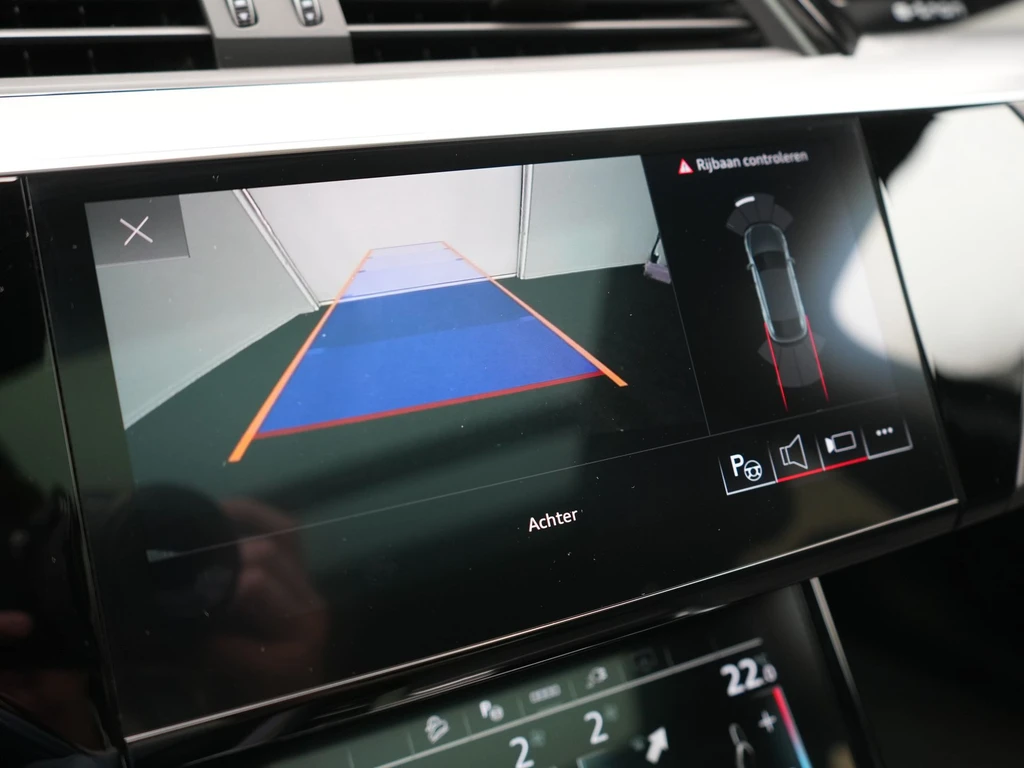 Audi e-tron – foto 24