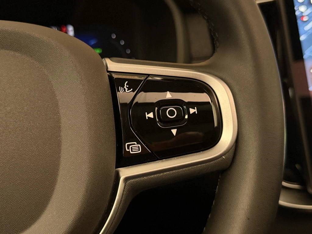 Volvo XC90 – foto 38