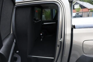Toyota Hilux – thumbnail 12