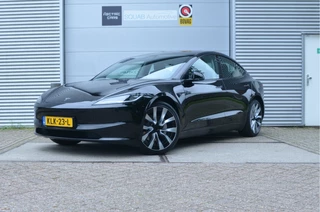 Tesla Model 3 – thumbnail 1