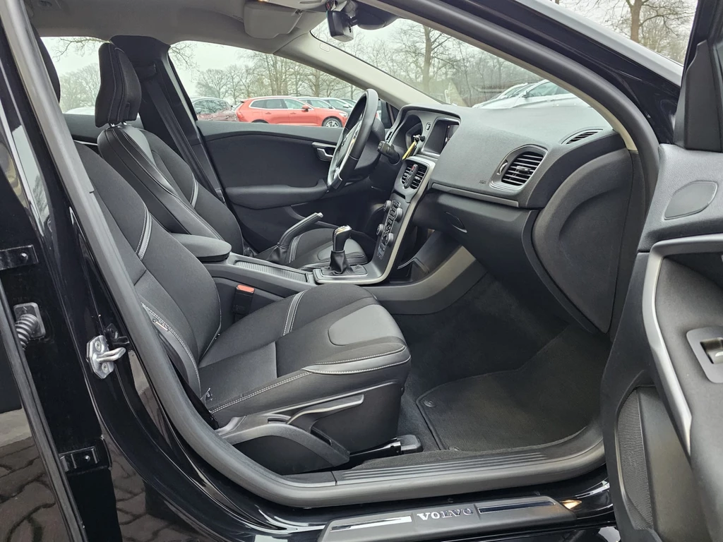 Volvo V40 – foto 36