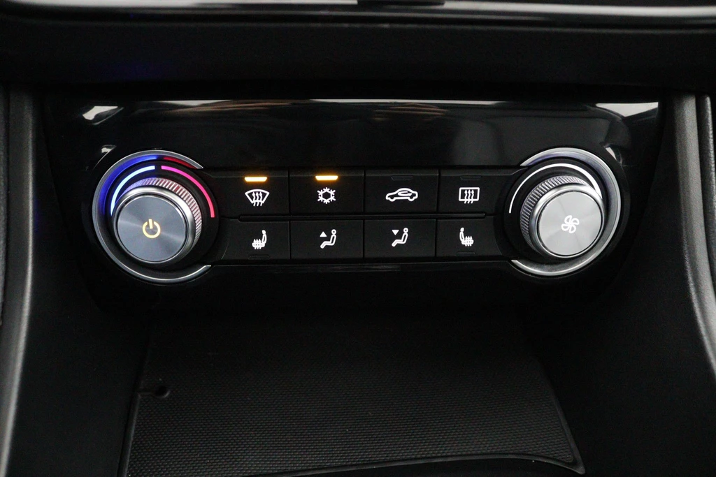 MG ZS EV – foto 15