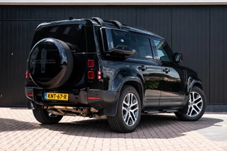 Land Rover Defender – thumbnail 5