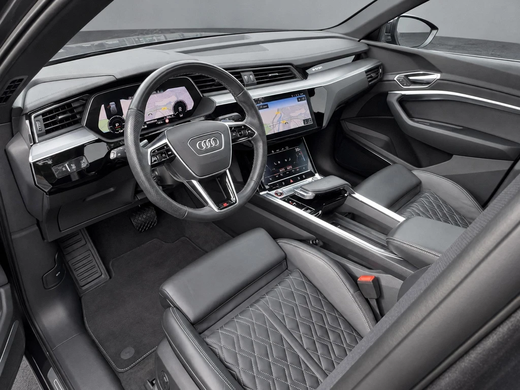 Audi e-tron – foto 10