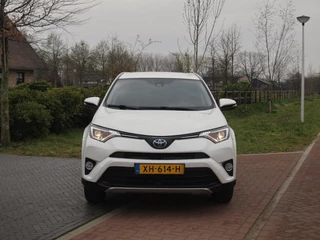 Toyota RAV4 – thumbnail 11