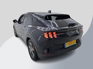 Ford Mustang Mach-E – thumbnail 2