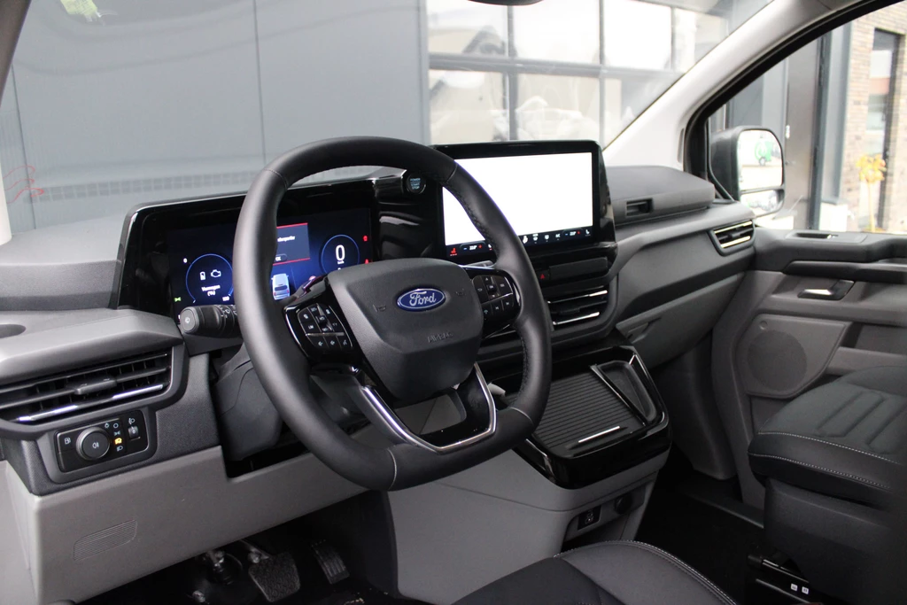 Ford Tourneo Custom – foto 15