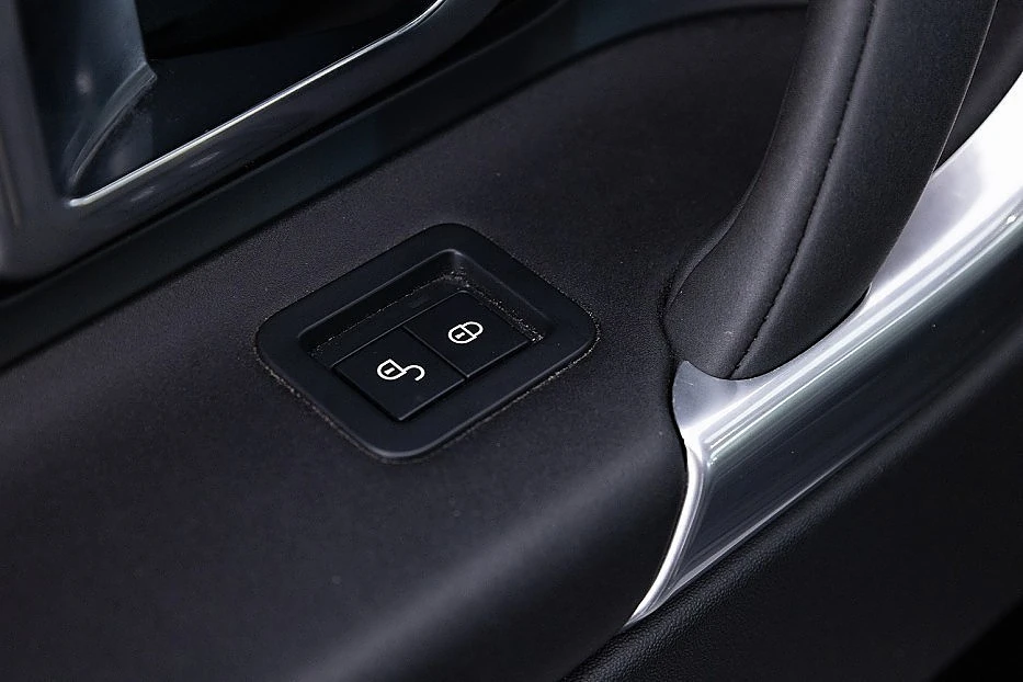 Land Rover Discovery Sport – foto 23
