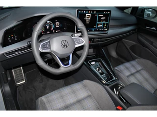 Volkswagen Golf – thumbnail 14