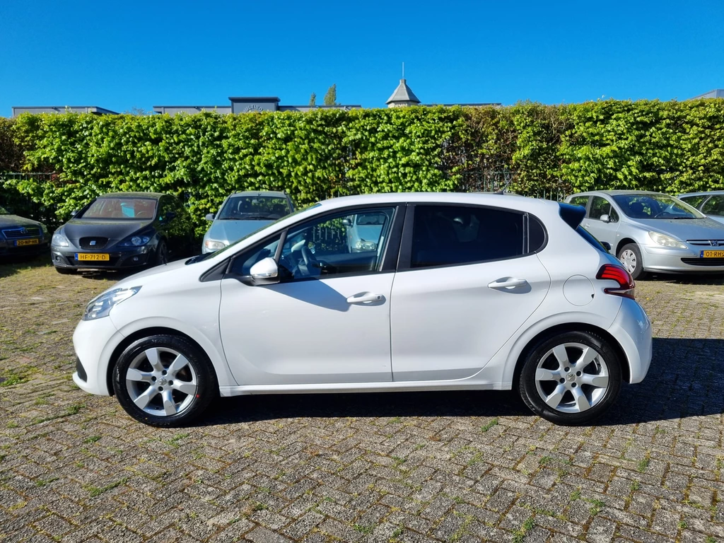 Peugeot 208 – foto 2