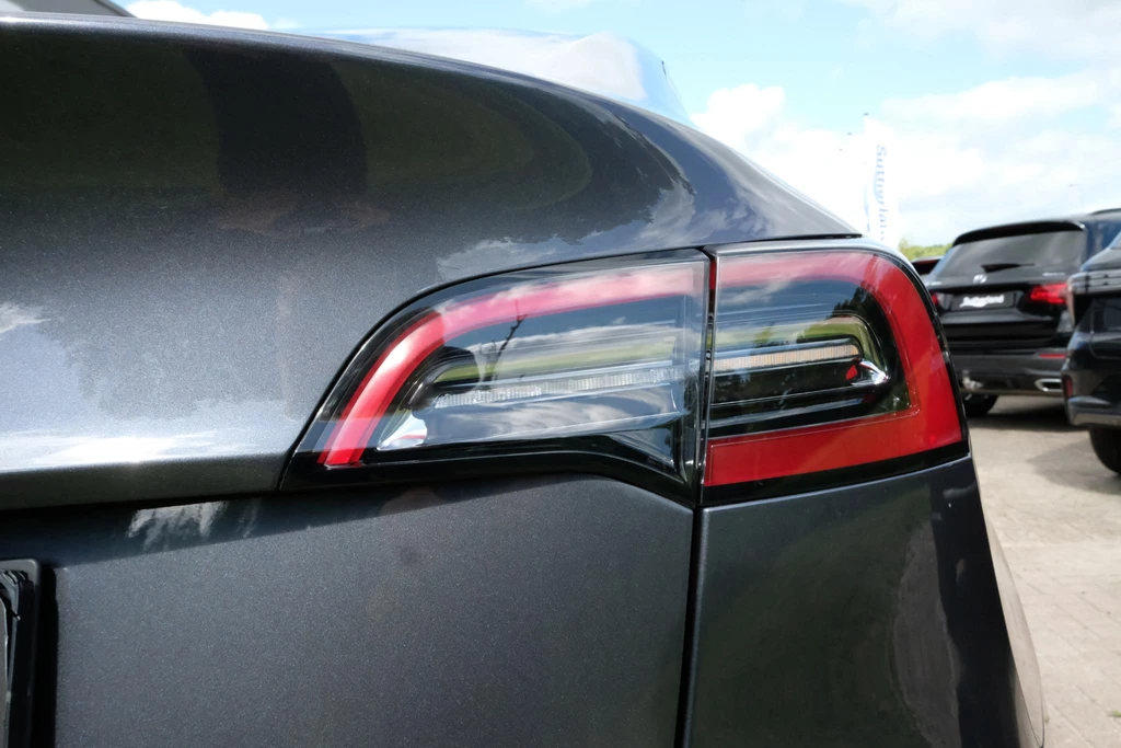 Tesla Model Y – foto 29