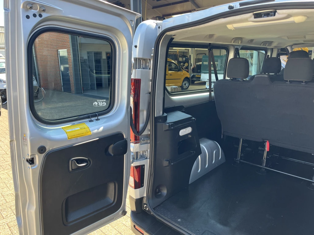 Renault Trafic – foto 18