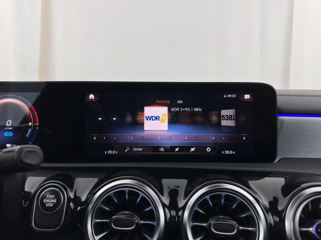 Mercedes-Benz CLA – foto 17
