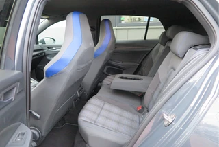 Volkswagen Golf – thumbnail 25