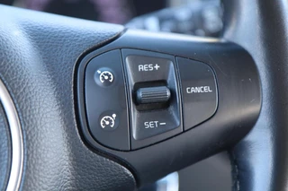 Kia Carens – thumbnail 43