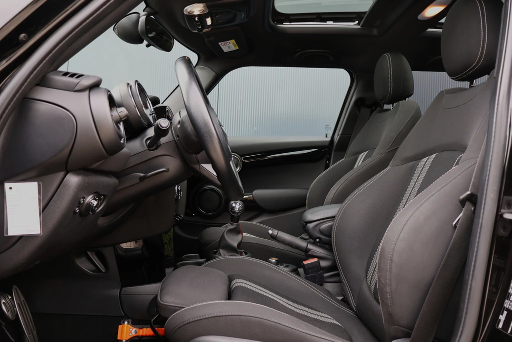 MINI 5-deurs – foto 12