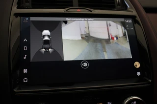 Jaguar E-PACE – thumbnail 15