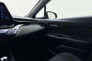Toyota C-HR – thumbnail 28