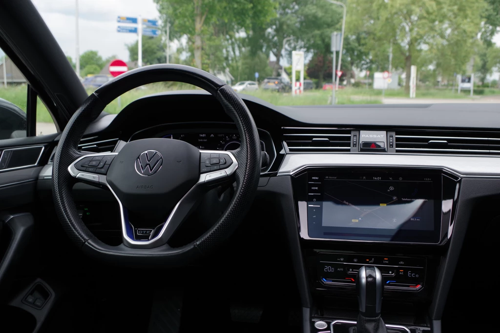 Volkswagen Passat – foto 14