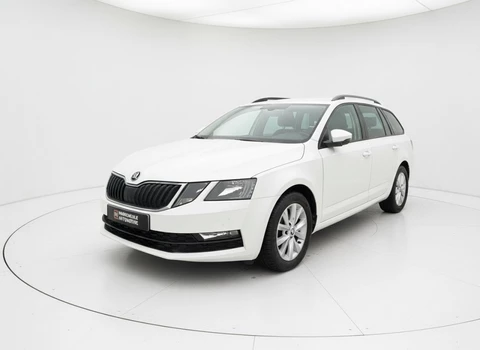 Škoda Octavia 1.6 TDI GRT AMB. BNS, AUT, Apple Carplay, Navi