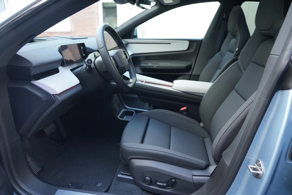 Polestar 4 – foto 11