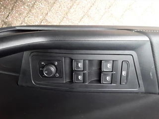 Volkswagen T-Roc – thumbnail 16