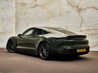 Porsche Taycan – thumbnail 5