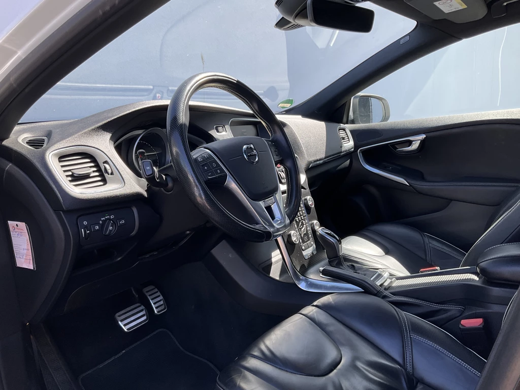 Volvo V40 – foto 24