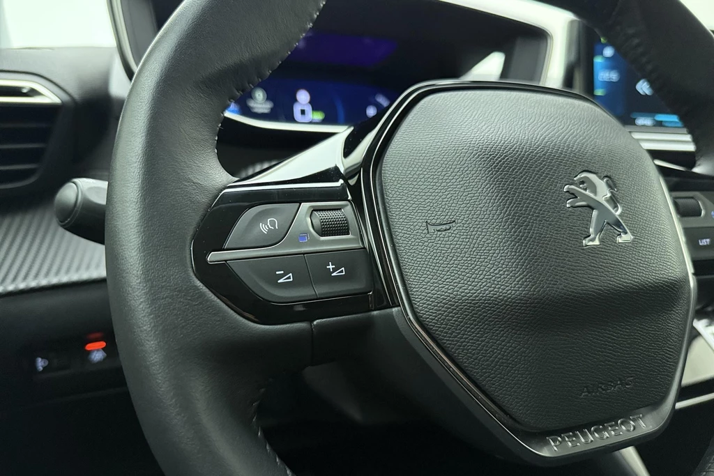 Peugeot e-2008 – foto 18