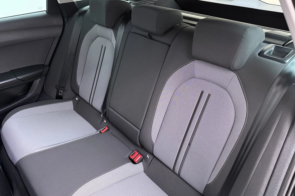 SEAT Leon – foto 11