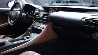Lexus IS – thumbnail 42