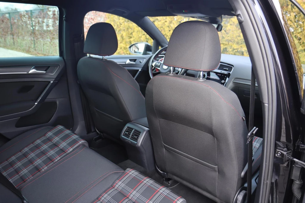 Volkswagen Golf – foto 98