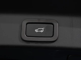 Jaguar F-PACE – thumbnail 11