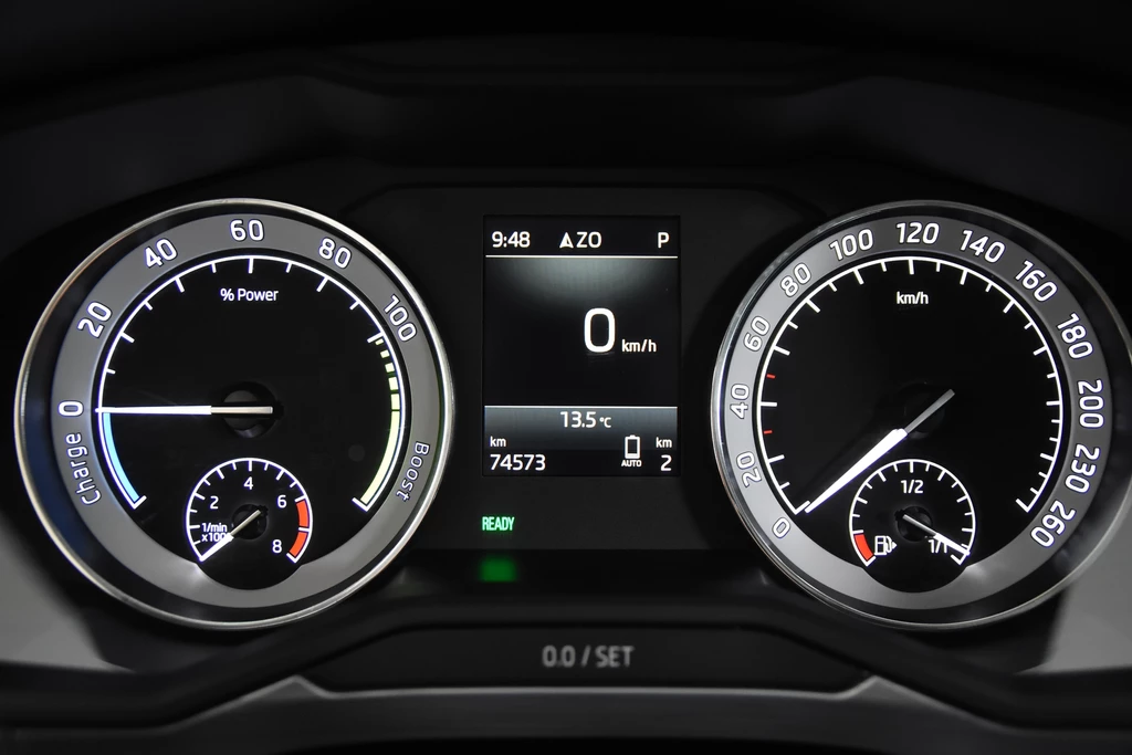 Škoda Superb – foto 16