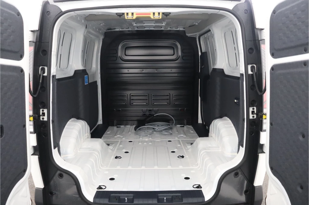 Kia PV5 – foto 35