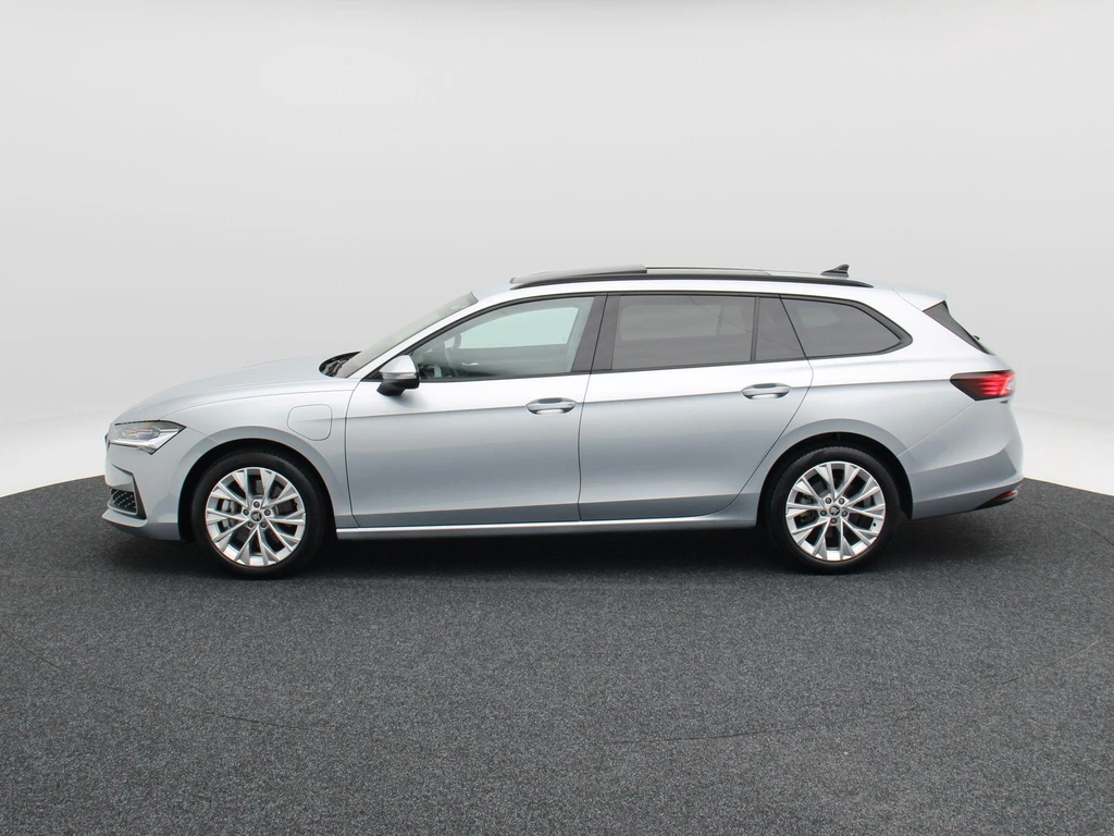 Škoda Superb – foto 2
