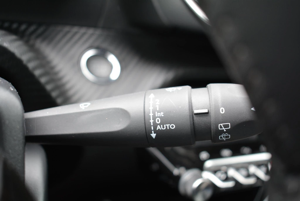 Peugeot e-2008 – foto 32