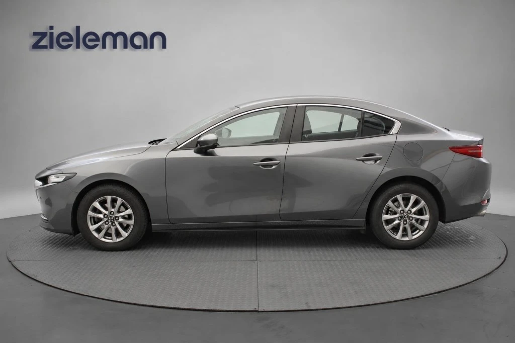 Mazda 3 – foto 2